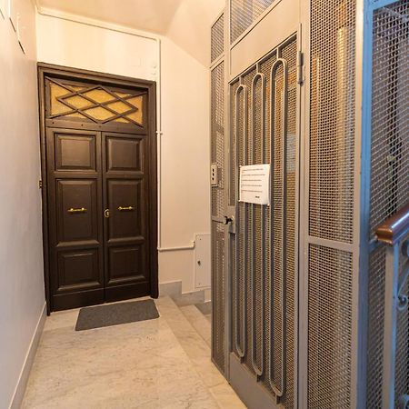 Adriana Sweet Apartment โรม ภายนอก รูปภาพ