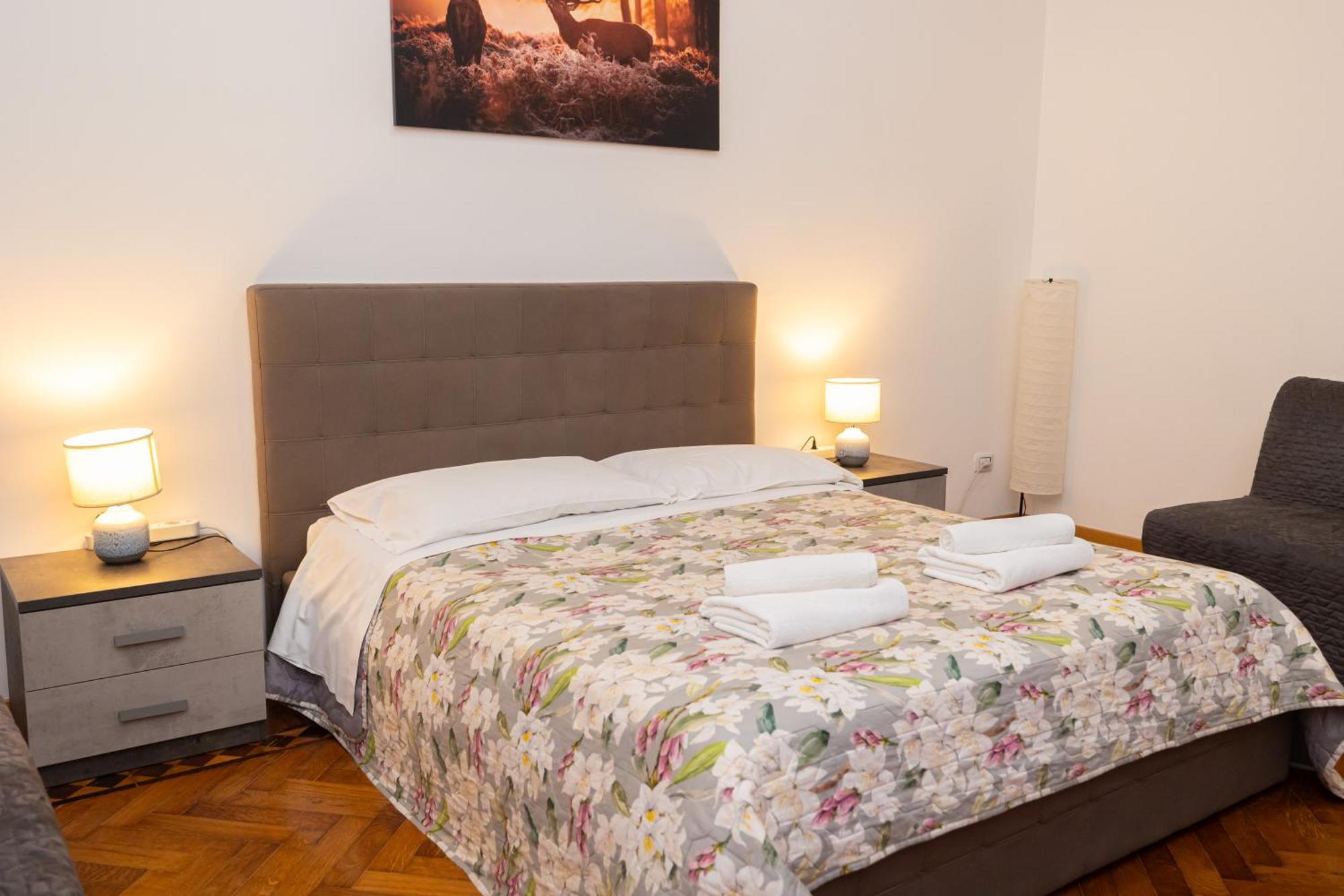Adriana Sweet Apartment โรม ภายนอก รูปภาพ